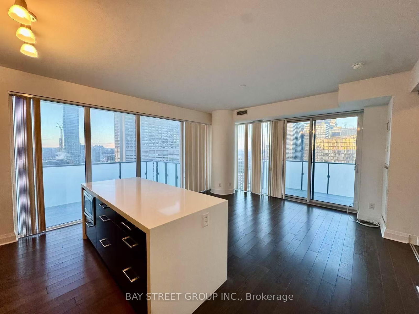 1080 Bay St, unit 3310 for rent