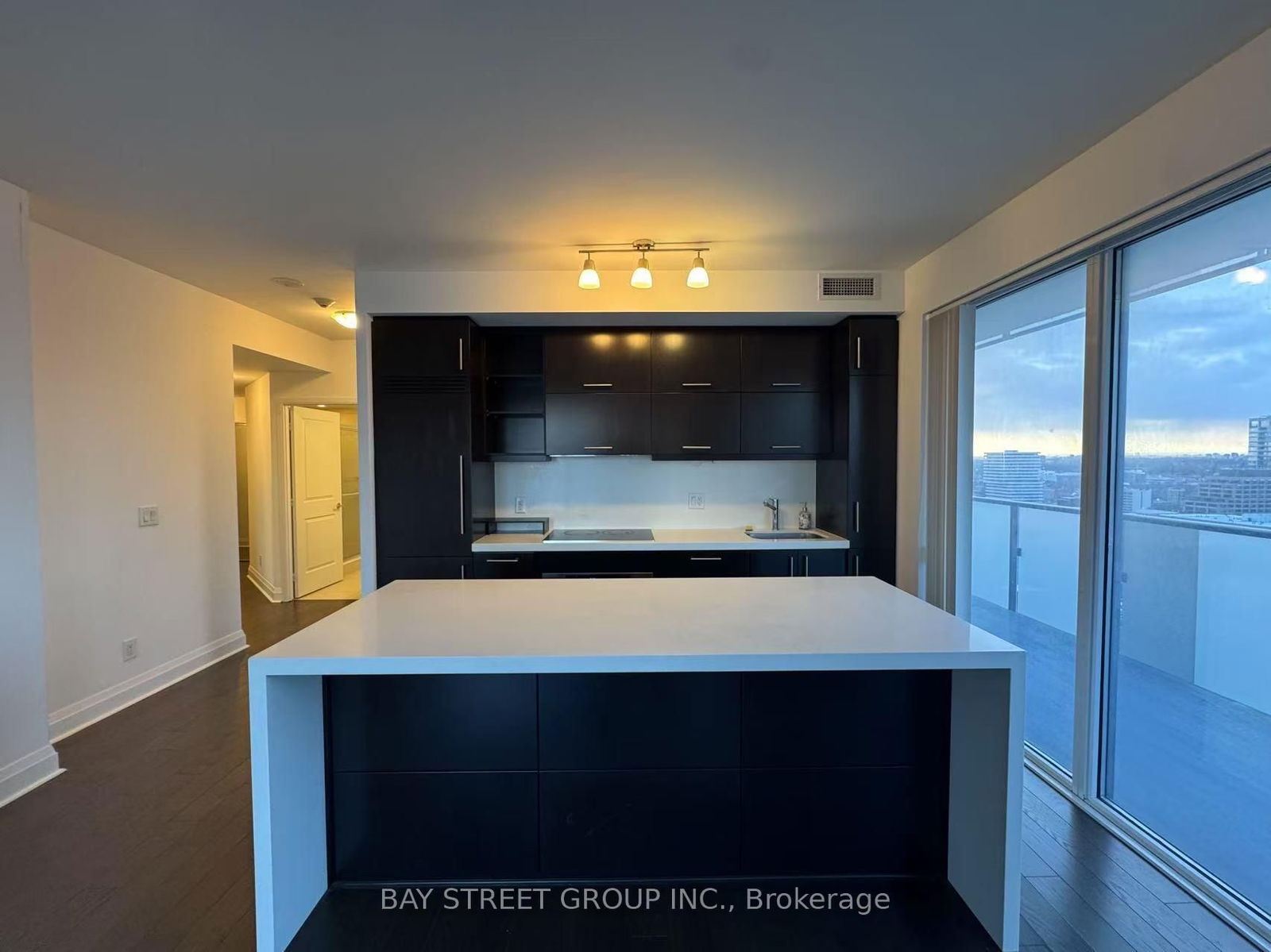 1080 Bay St, unit 3310 for rent