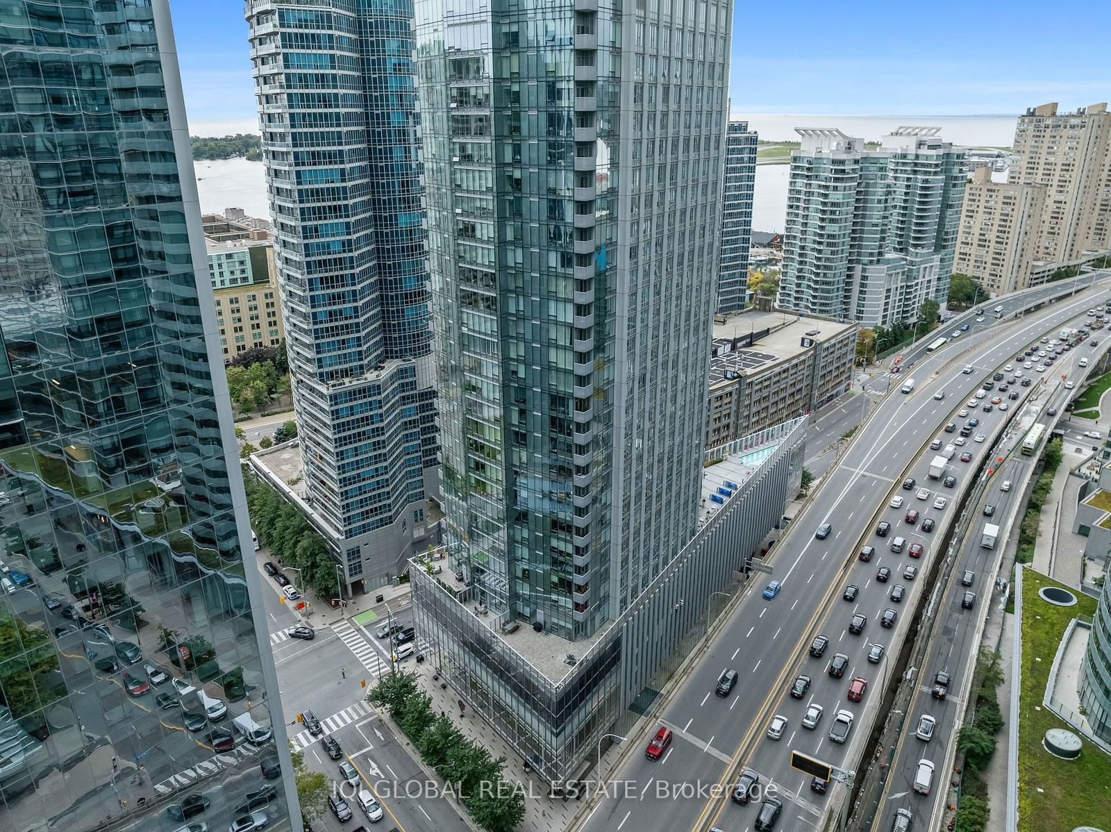 10 York St, unit 3003 for sale