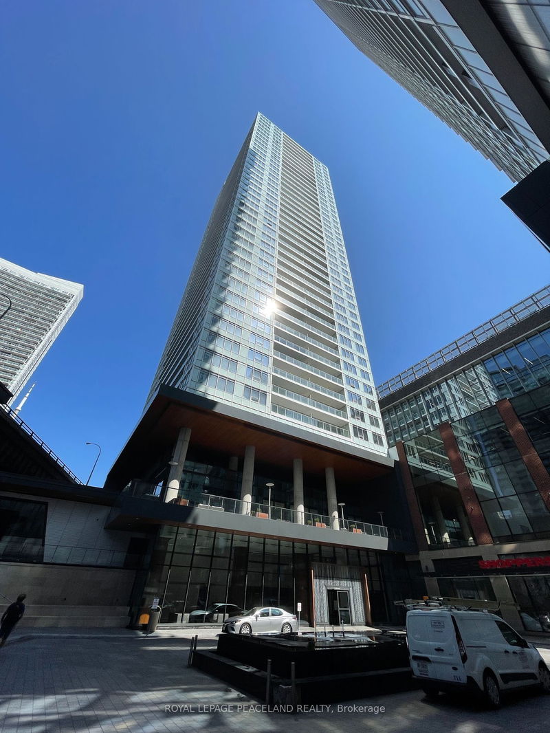 17 Bathurst St, unit 912 for rent