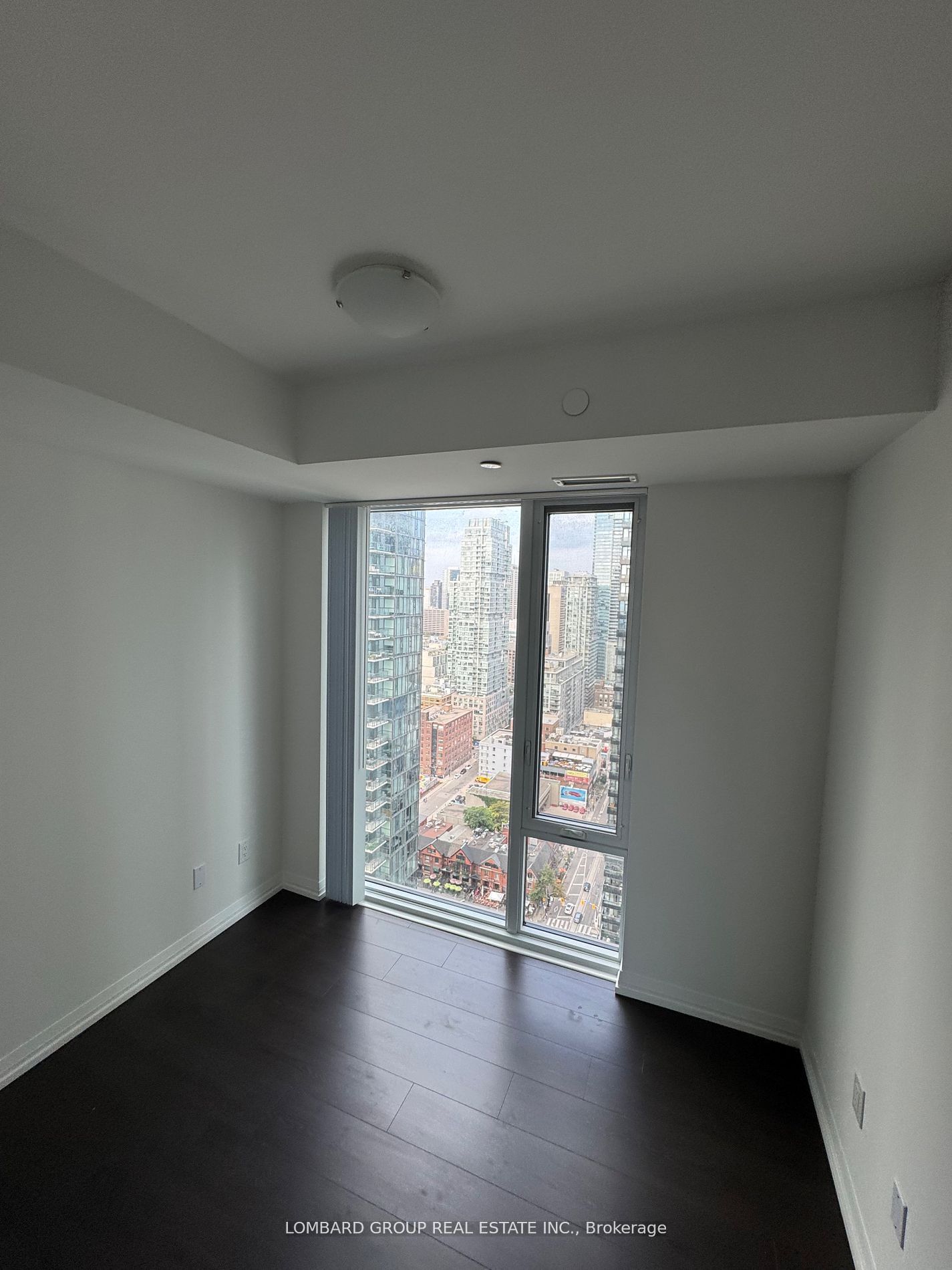 28 Widmer St, unit 3129 for rent