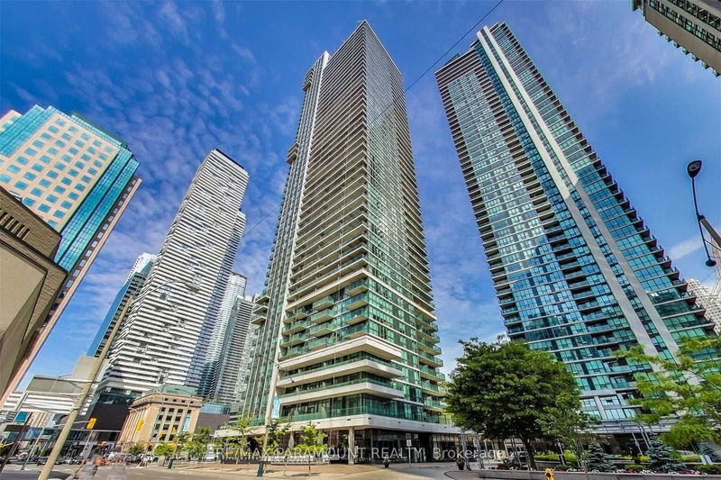 33 Bay St, unit 310 for rent