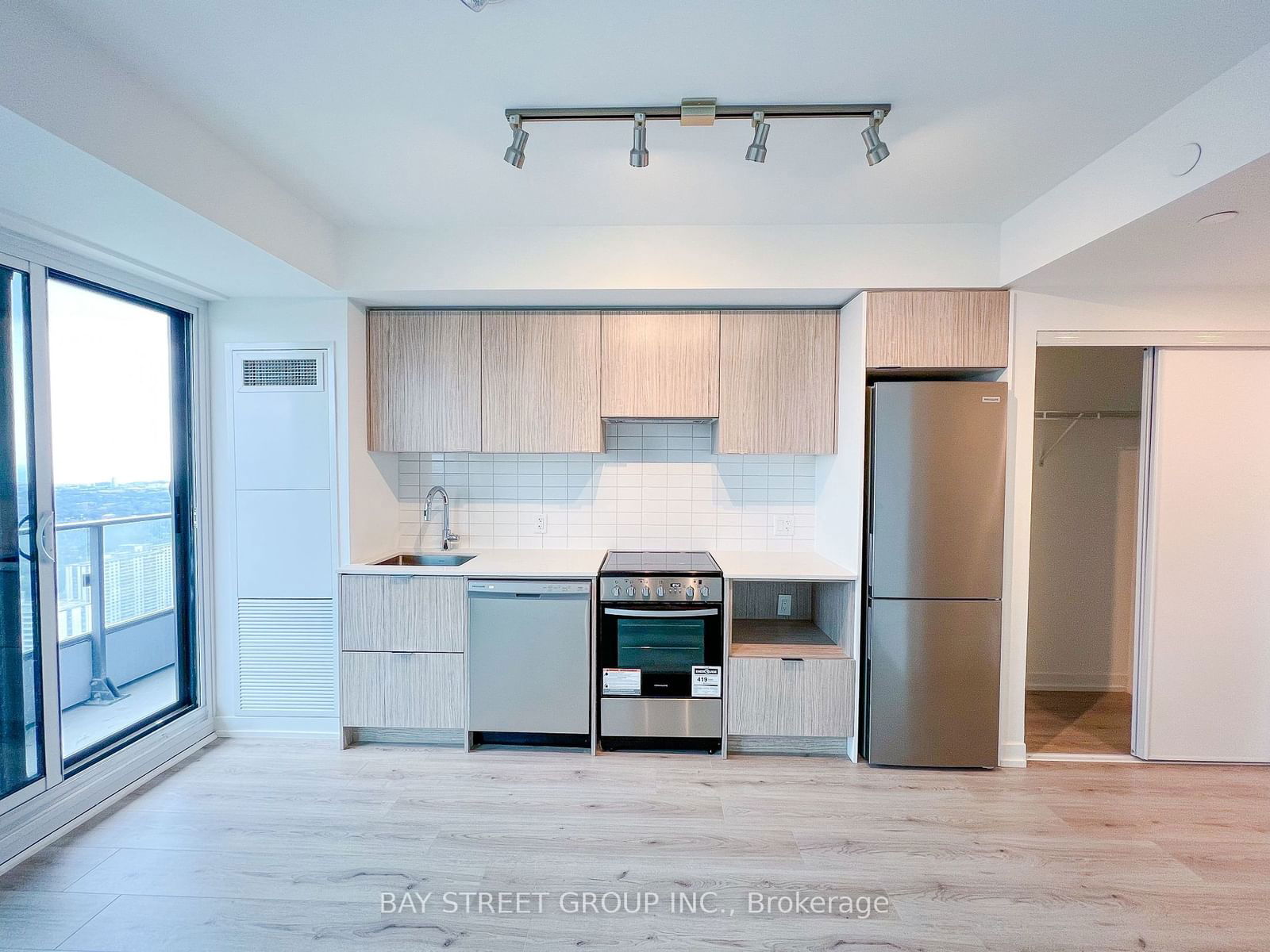 395 Bloor St East, unit 4408 for rent