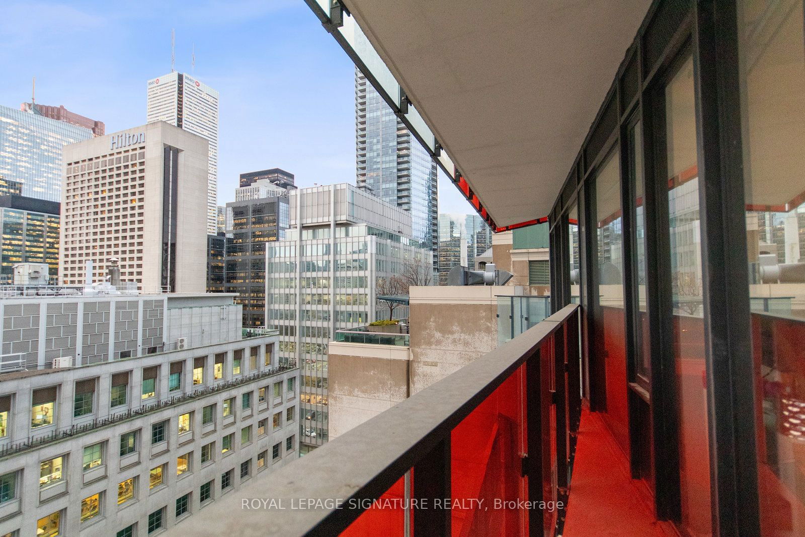 215 Queen St W, unit 1311 for rent