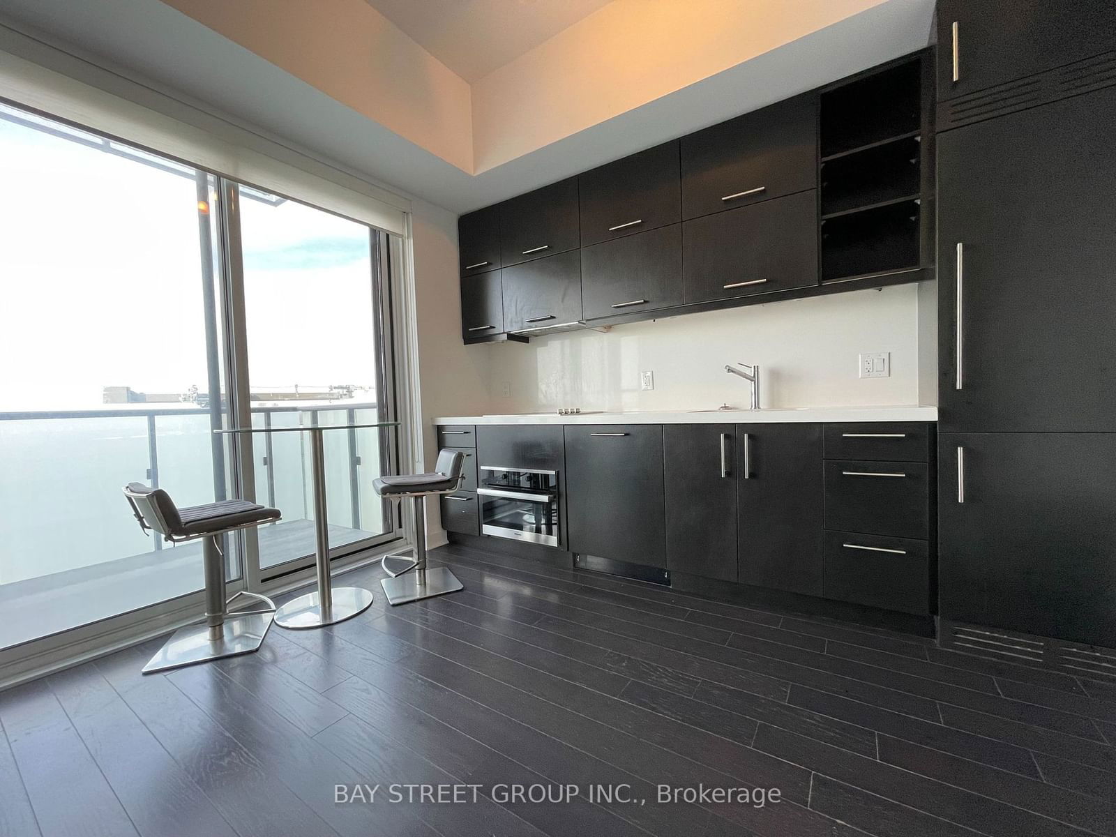 1080 Bay St, unit 5105 for rent