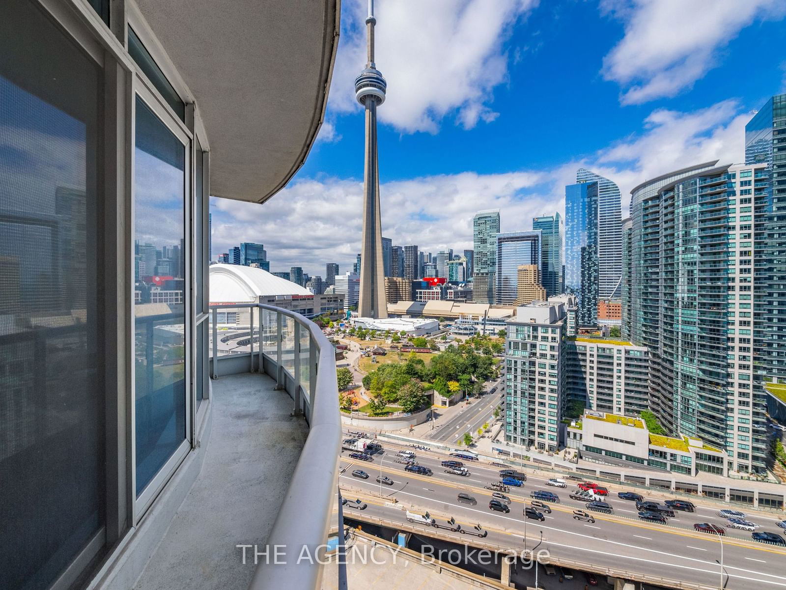 218 Queens Quay W, unit 2201 for rent