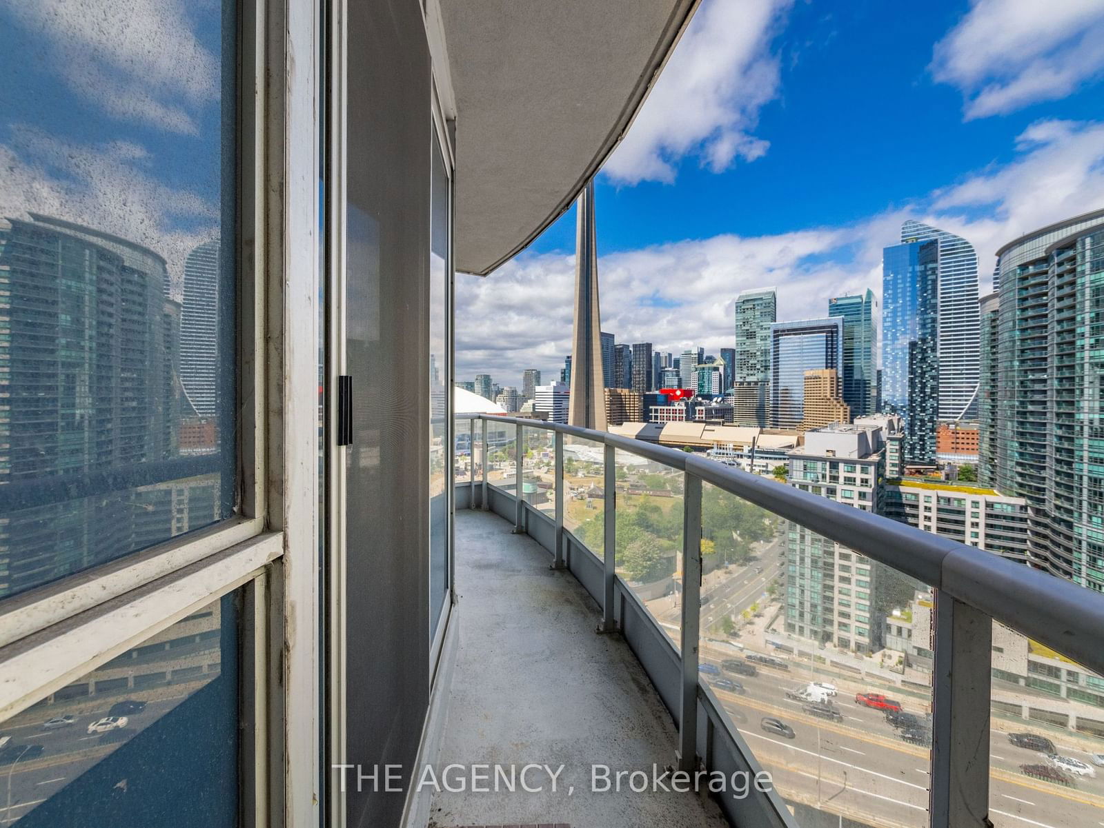 218 Queens Quay W, unit 2201 for rent