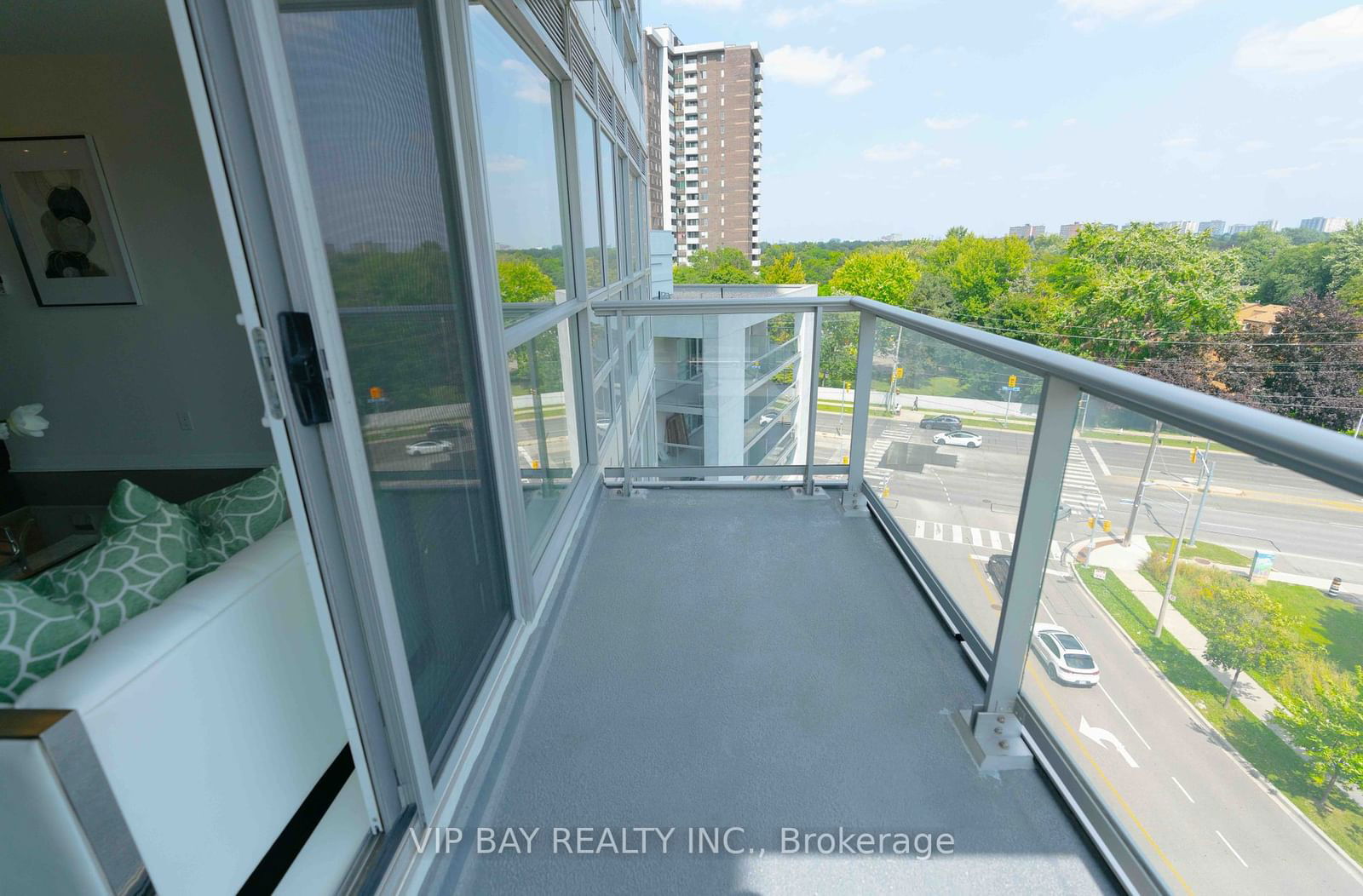 Legacy at Herons Hill Condos, North York, Toronto