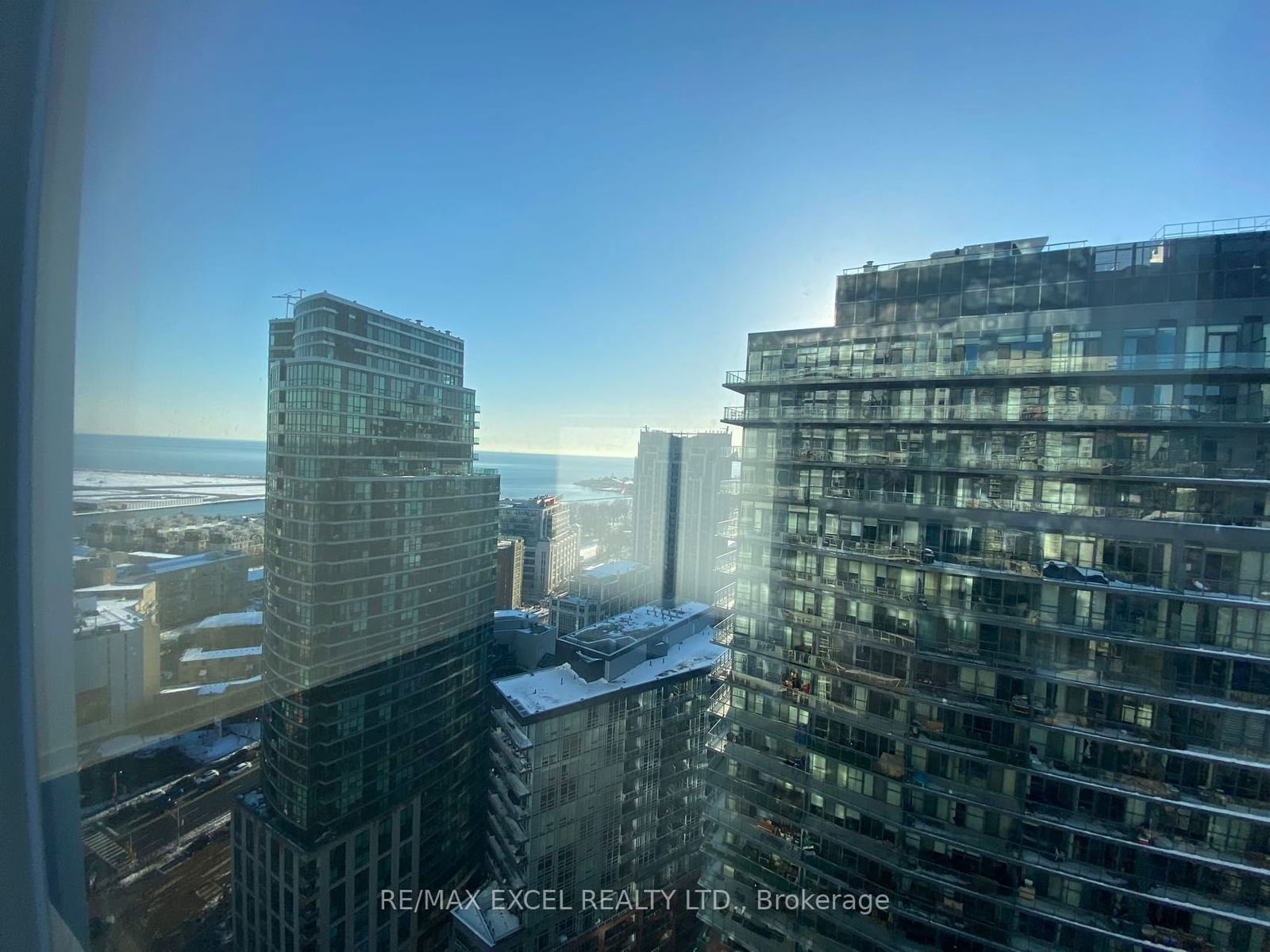 19 Bathurst St, unit 3103 for rent