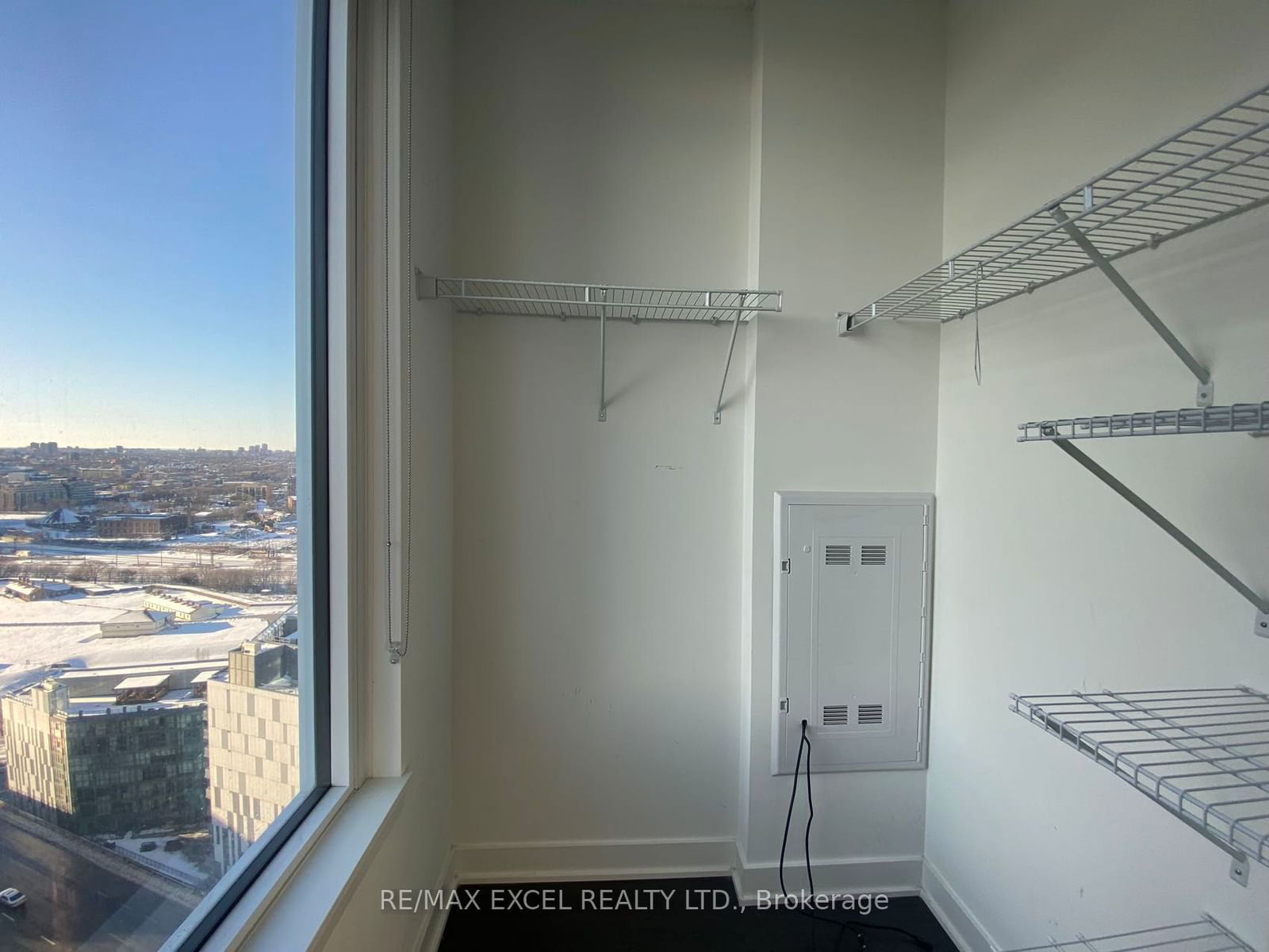 19 Bathurst St, unit 3103 for rent