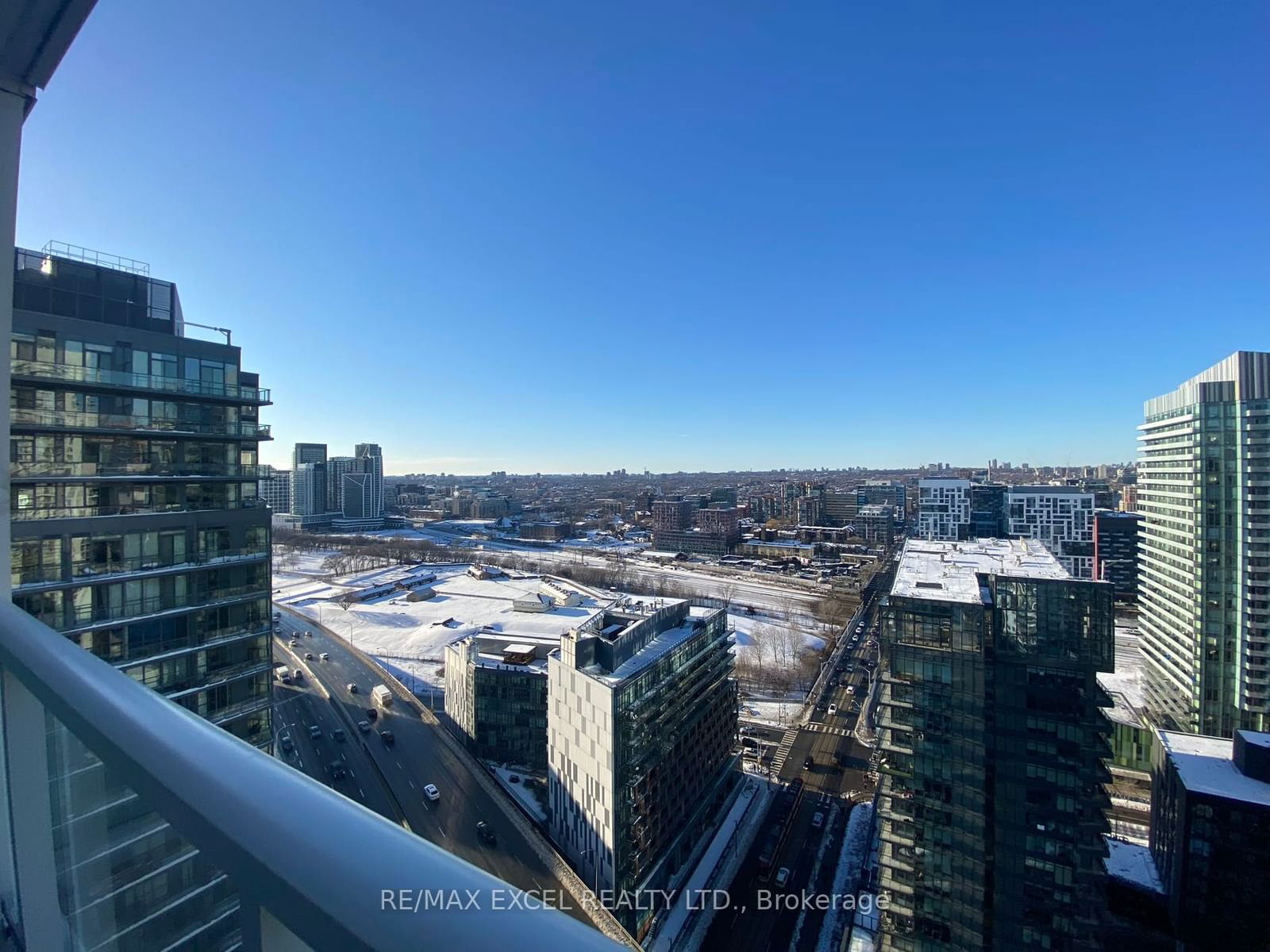 19 Bathurst St, unit 3103 for rent