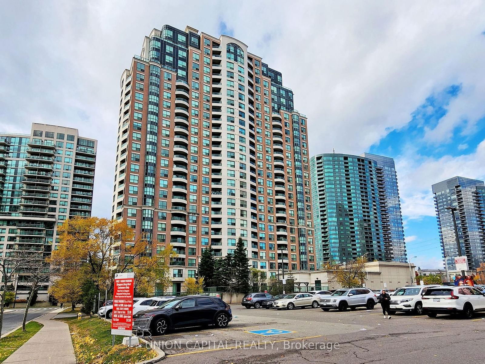 7 Lorraine Dr, unit 2209 for sale