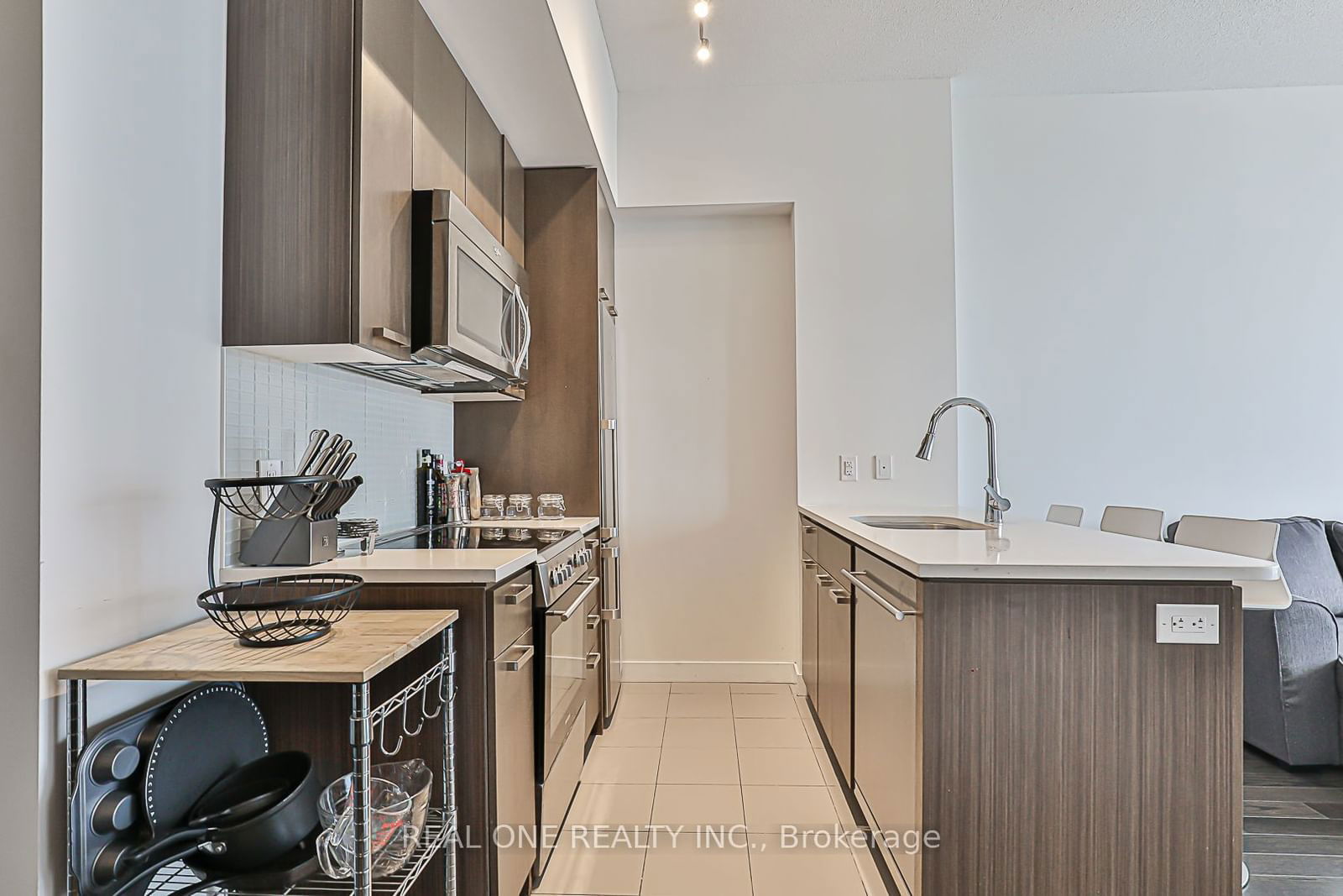 295 Adelaide St W, unit 4408 for sale