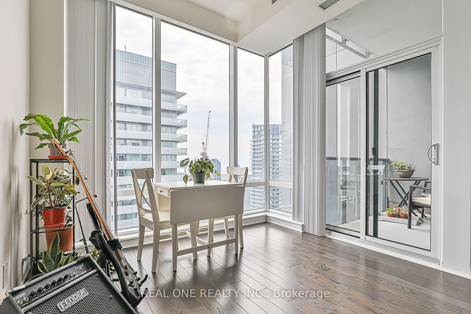 295 Adelaide St W, unit 4408 for sale