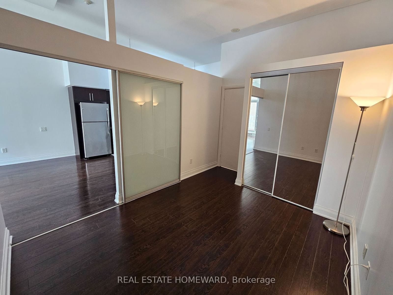 2191 Yonge St, unit Loft #4 for rent