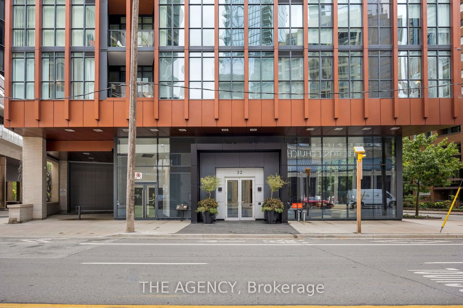 32 Davenport Rd, unit 106 for rent