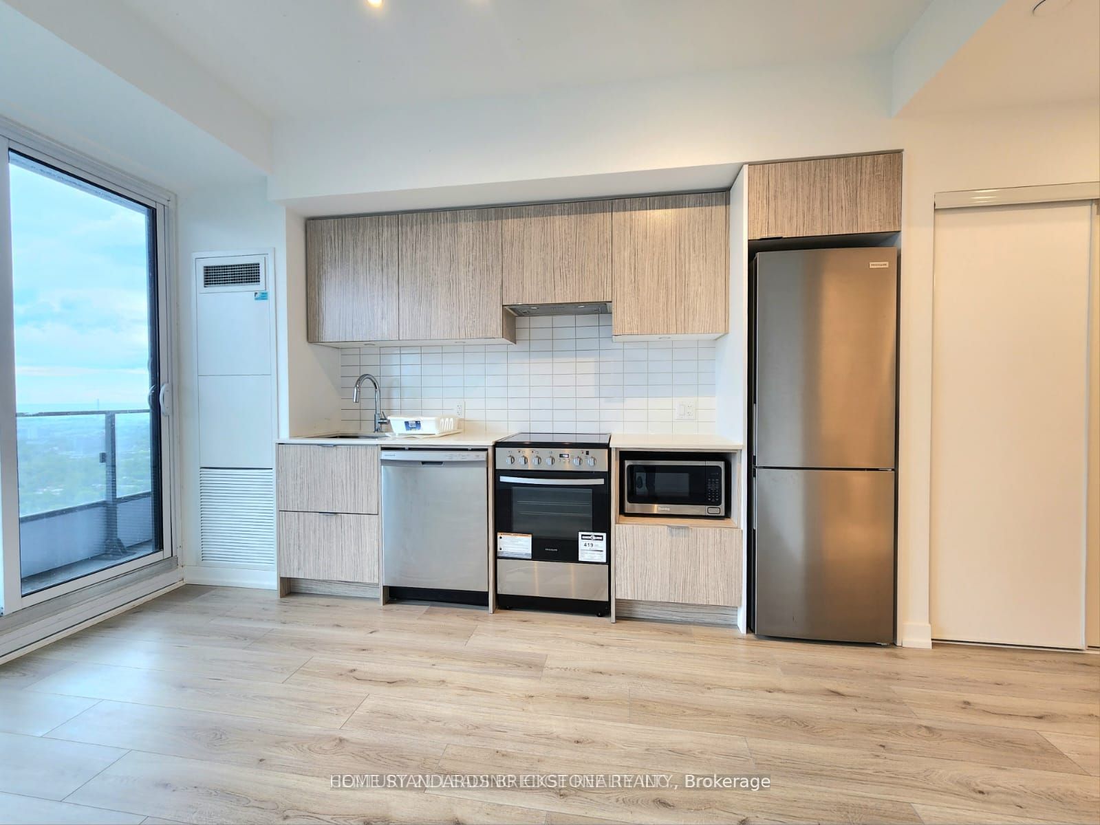 395 Bloor St E, unit 2509 for rent