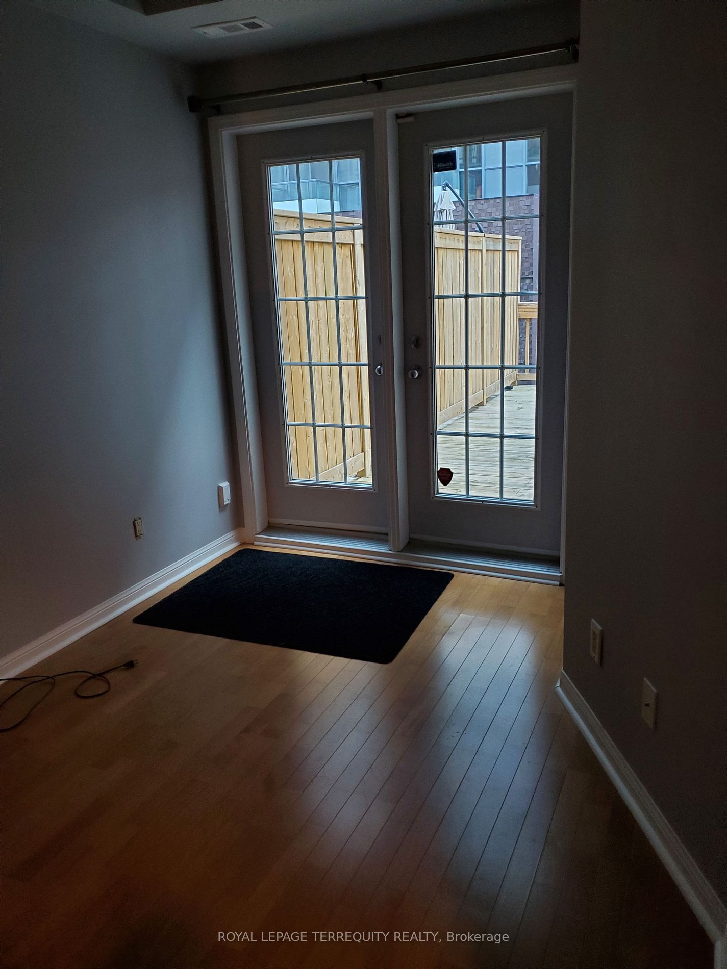 11 Niagara St, unit 39 for rent