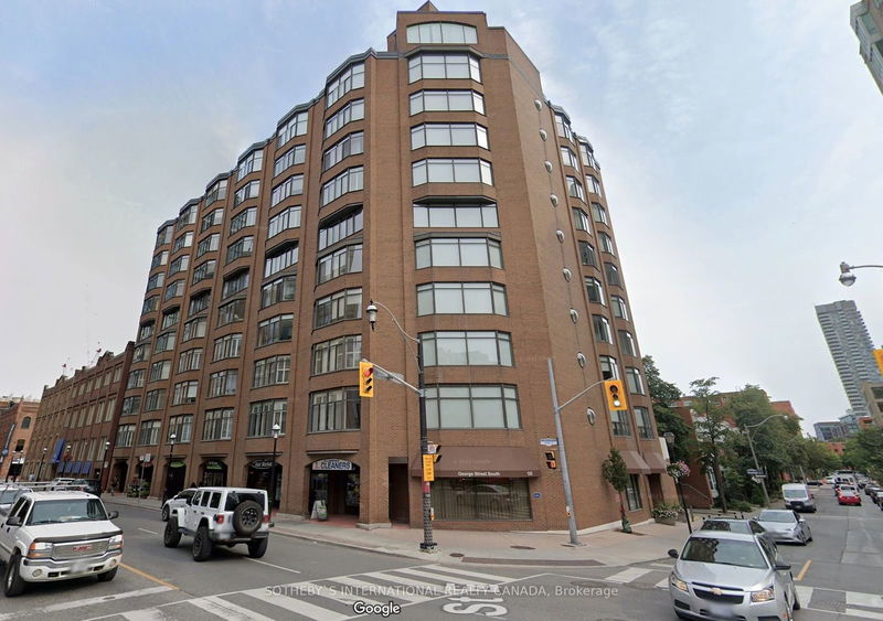 135 George St S, unit 601 for rent