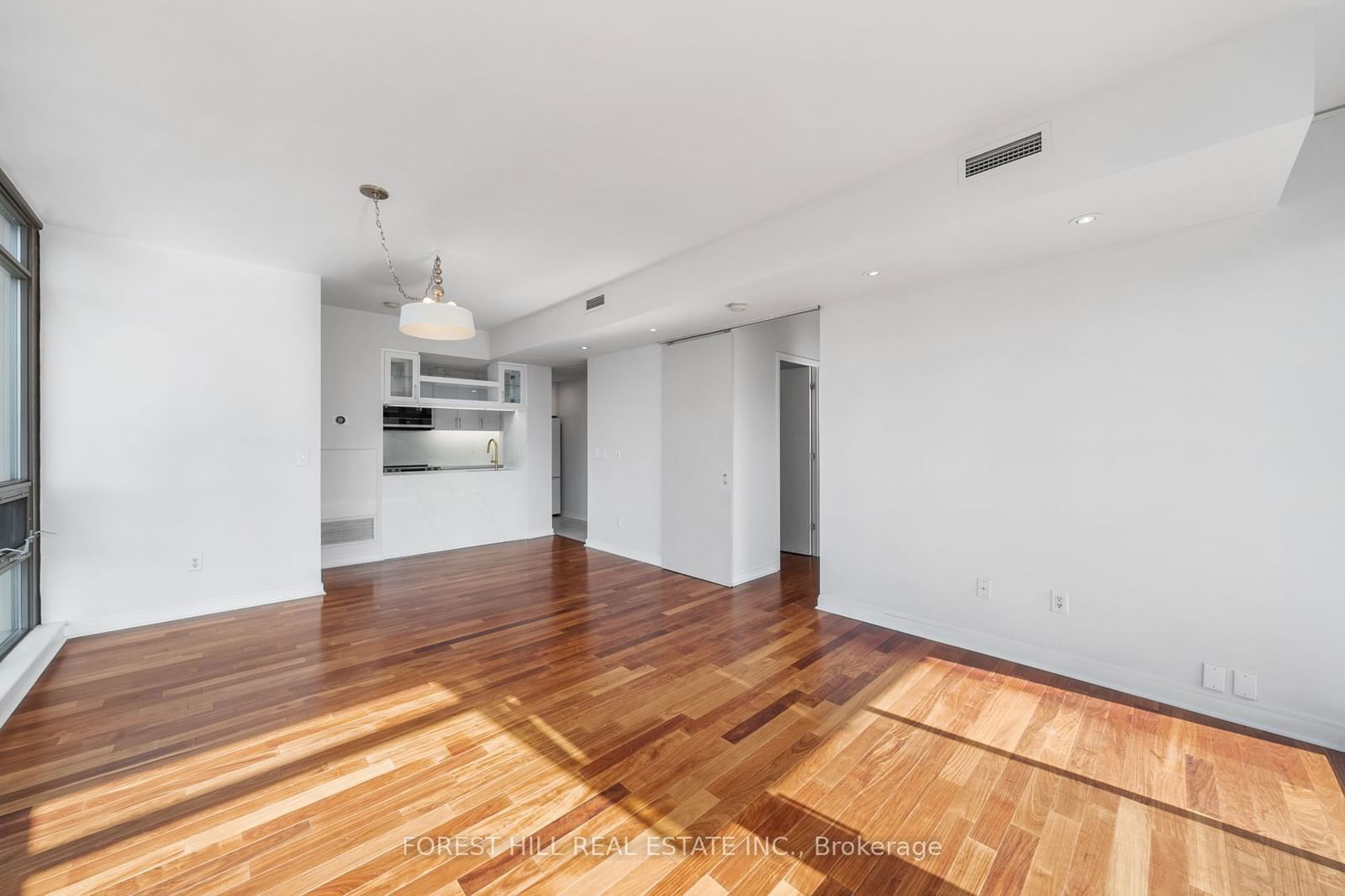 281 Mutual St, unit 1803 for sale