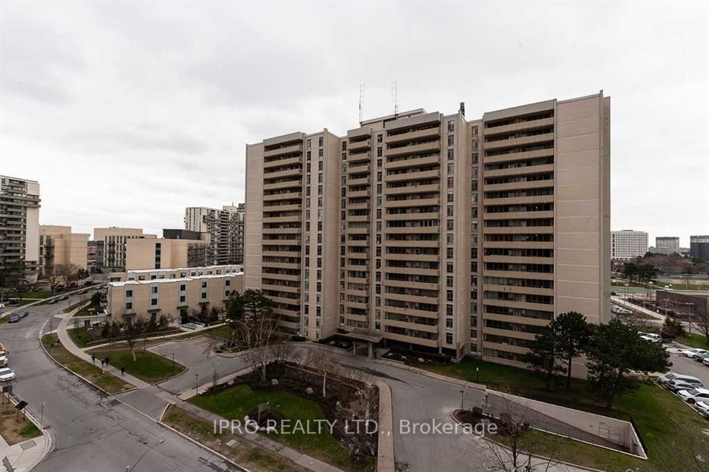 56 Forest Manor Dr, unit 701 for rent