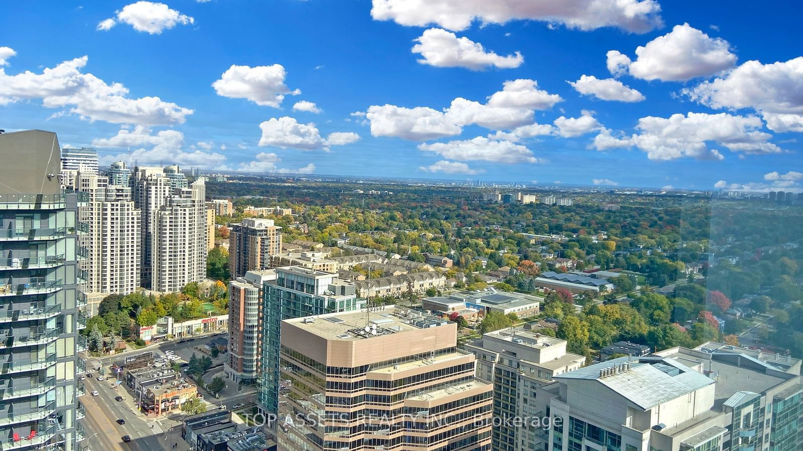 Beacon Condos, North York, Toronto