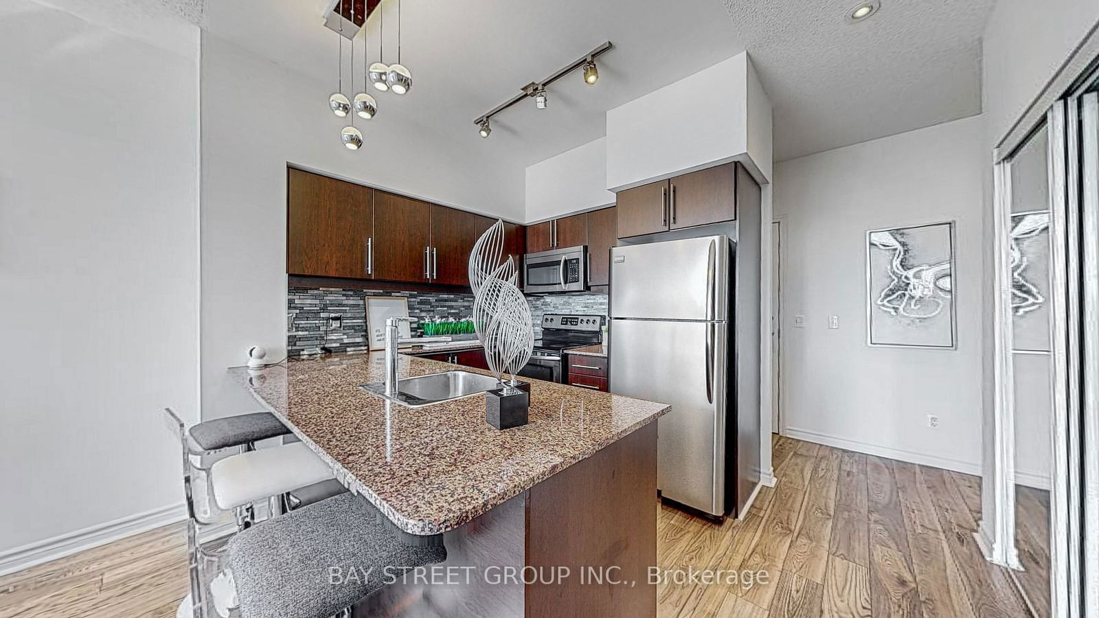 2885 Bayview Ave, unit 721 for sale