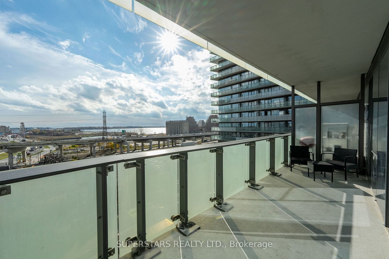 390 Cherry St, unit 709 for sale