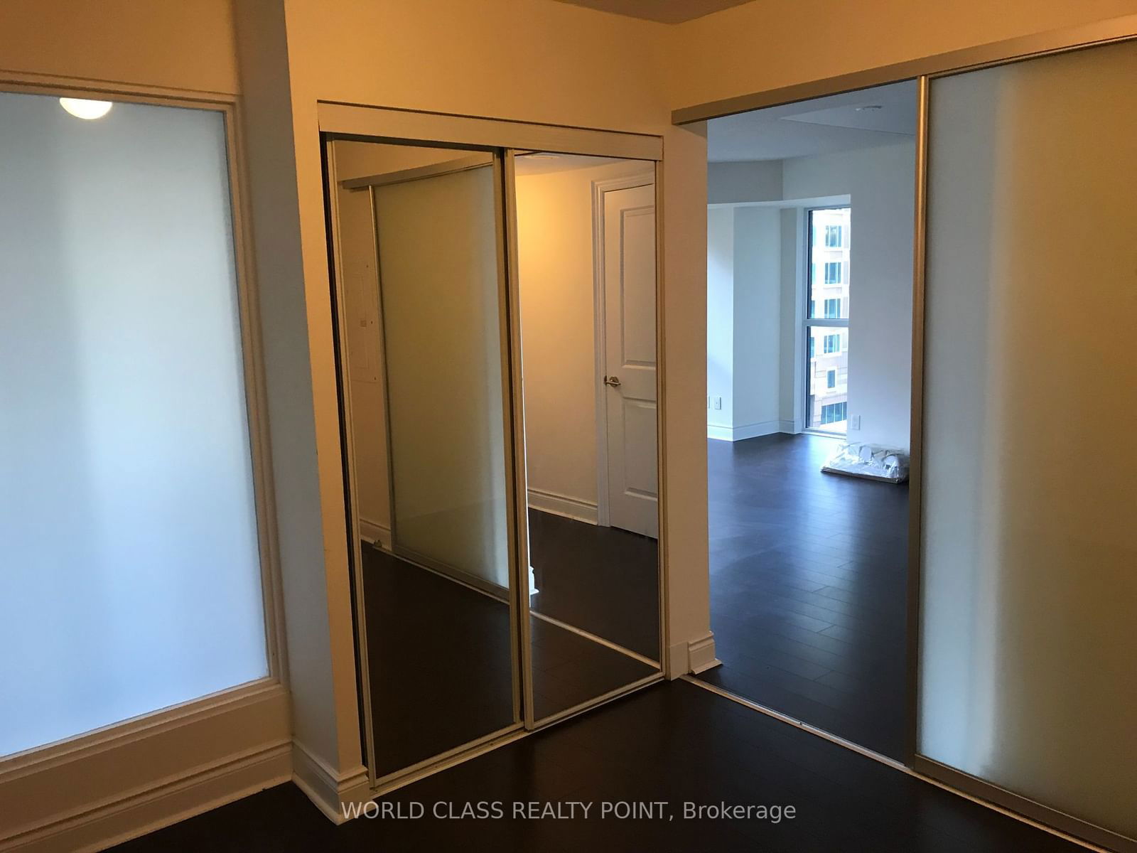 28 Ted Rogers Way, unit 912 for rent