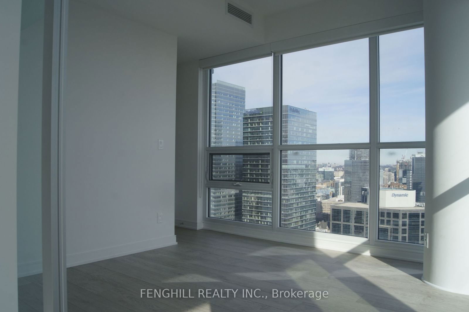 88 Scott St, unit 4404 for rent