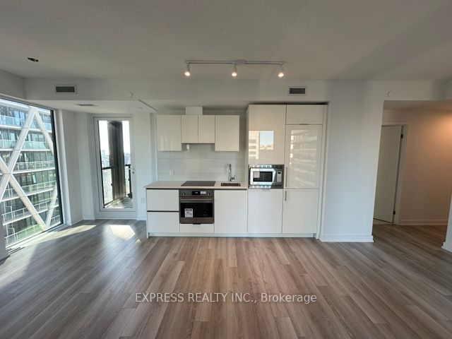 238 Simcoe St, unit 2304 for rent