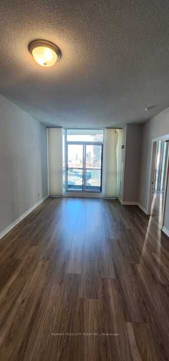 16 Yonge St, unit 2306 for rent