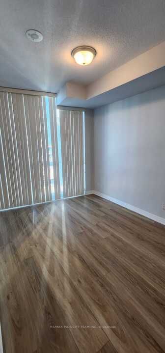 16 Yonge St, unit 2306 for rent