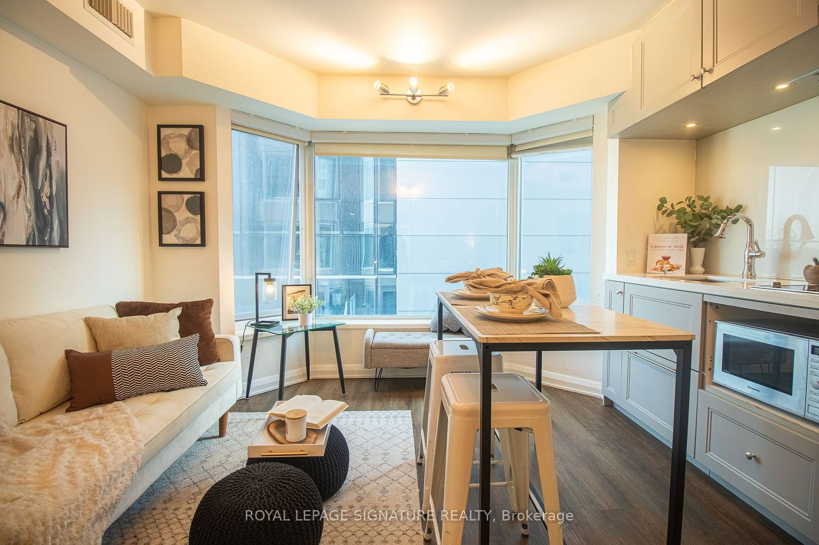 155 Yorkville Ave, unit 505 for sale