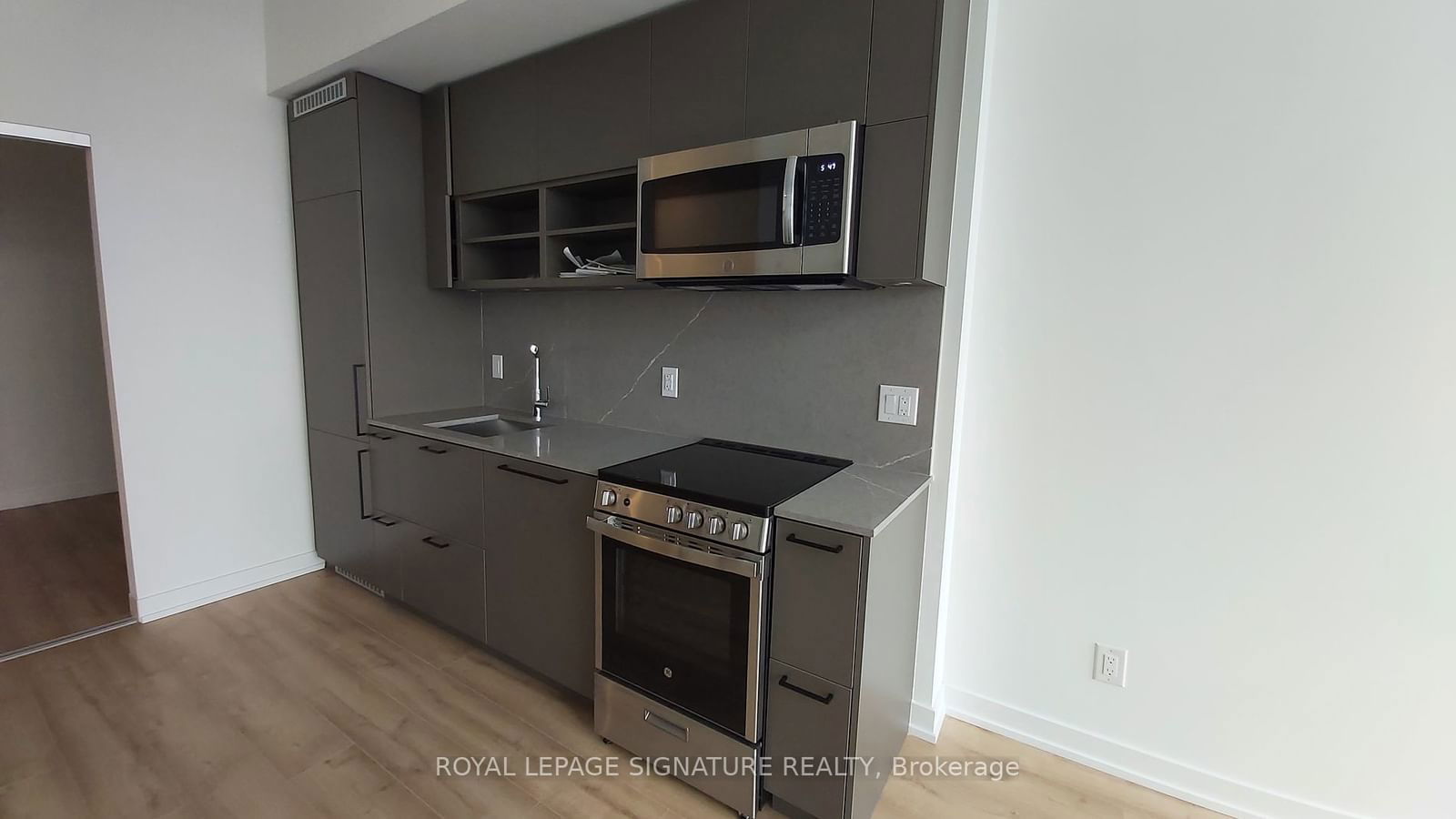 135 East Liberty St, unit 701 for rent