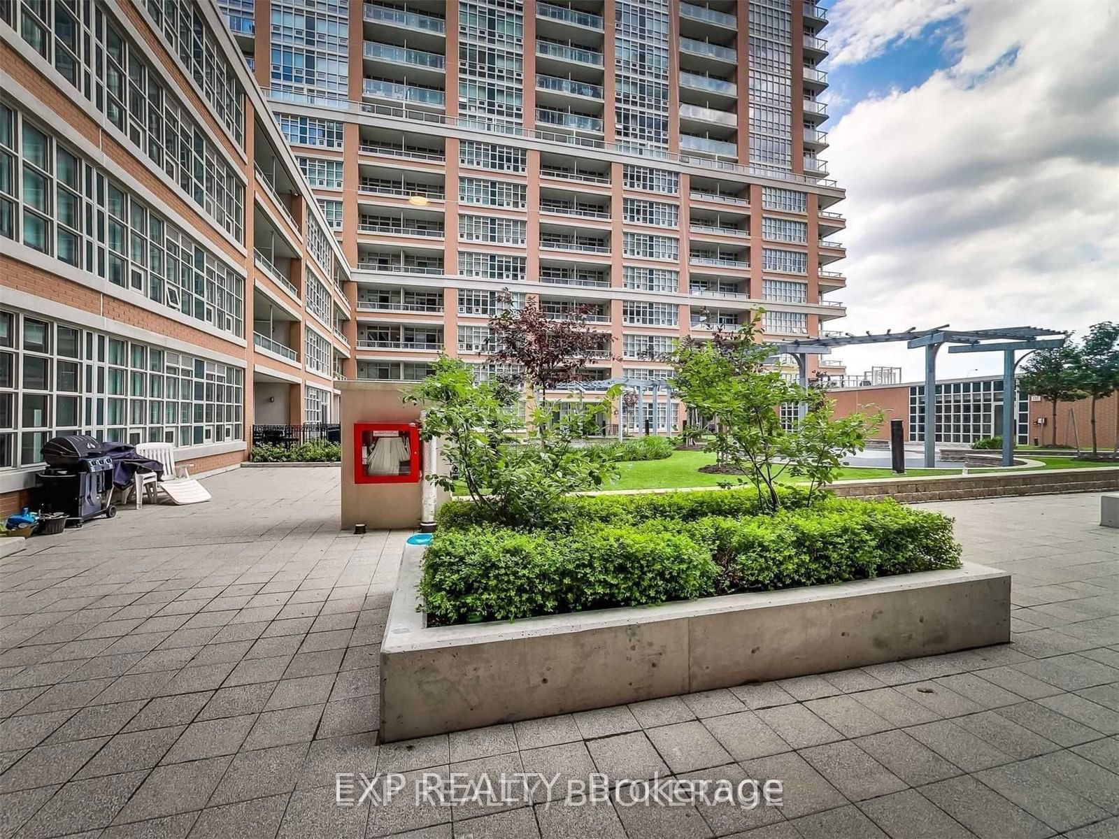 65 East Liberty St, unit 1105 for rent