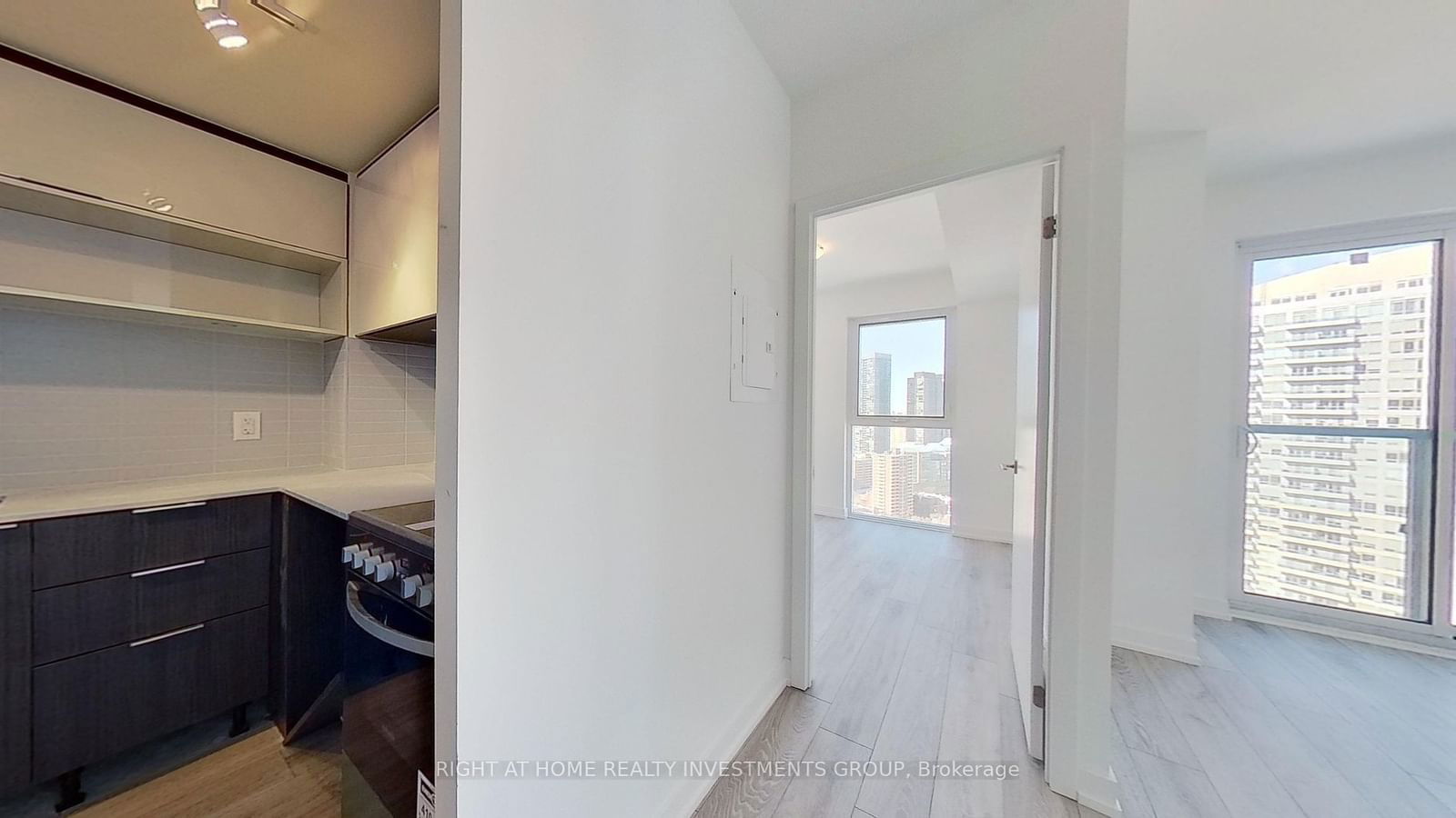 159 Wellesley St E, unit 2902 for rent