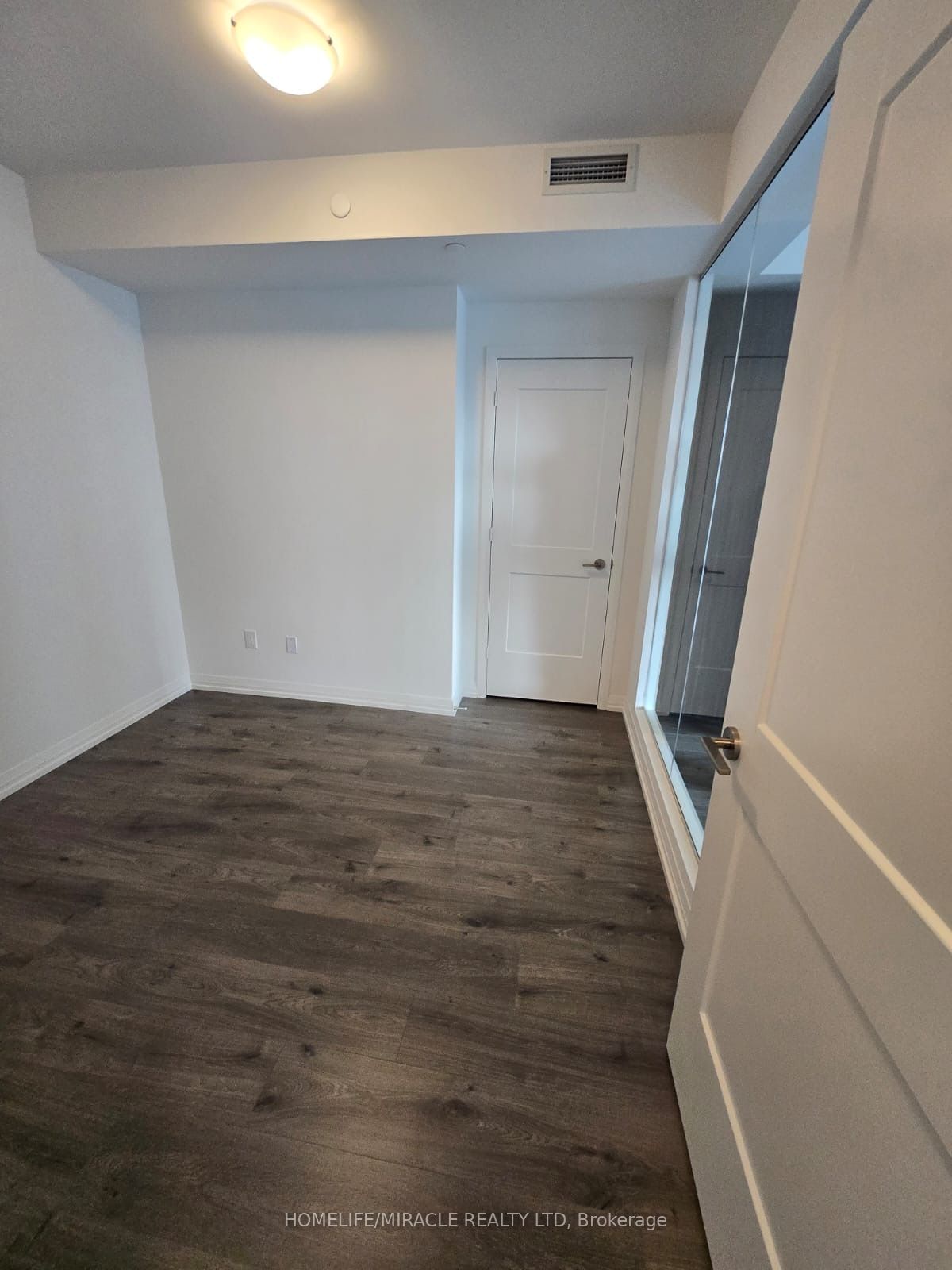 28 Widmer St, unit 4721 for rent