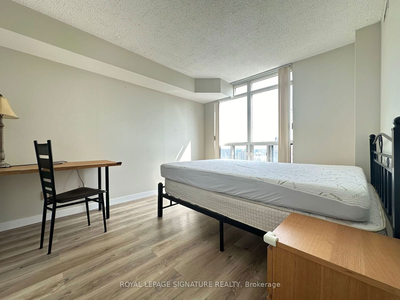 33 Empress Ave, unit 2006 for rent