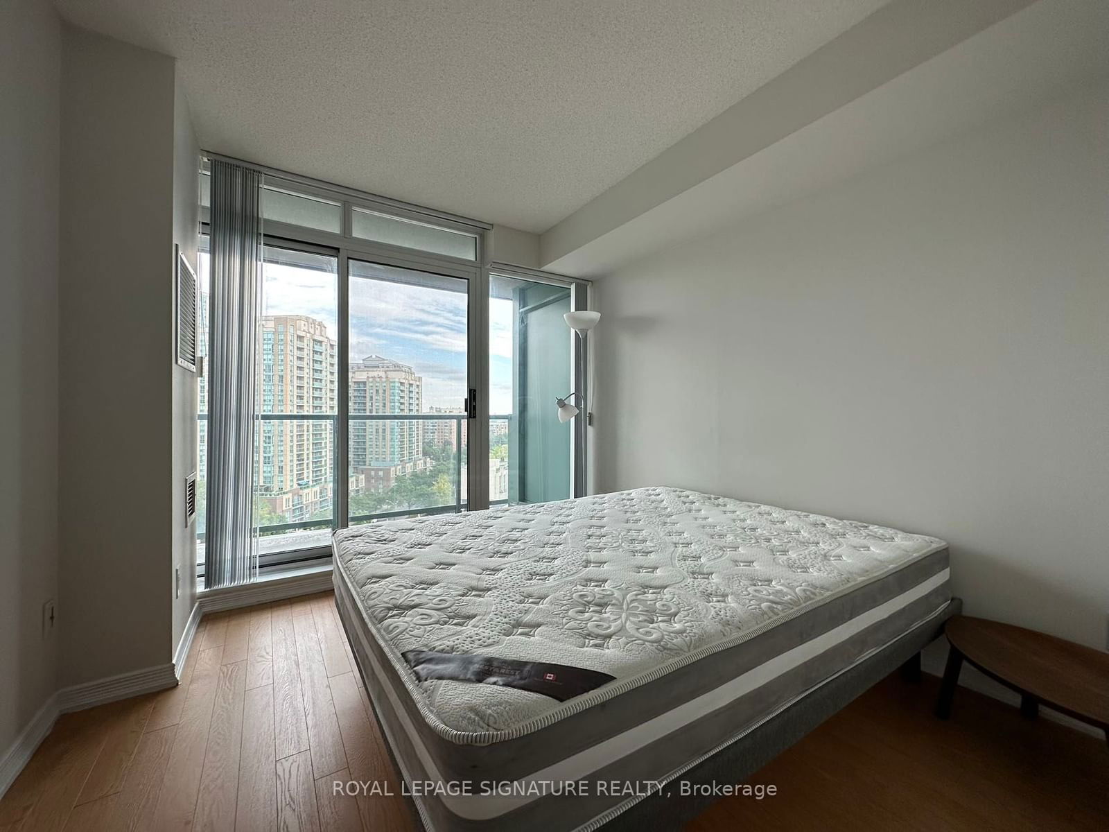 5500 Yonge St, unit 1201 for rent