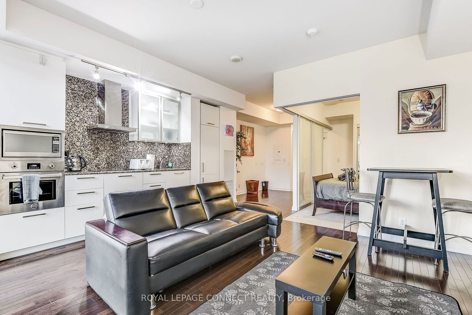 14 York St, unit 2804 for sale