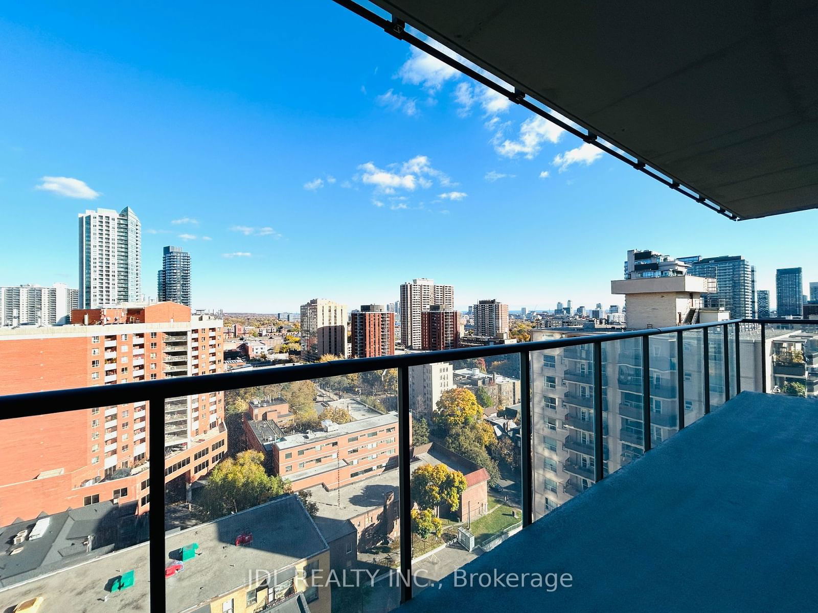 81 Wellesley St E, unit 1602 for rent