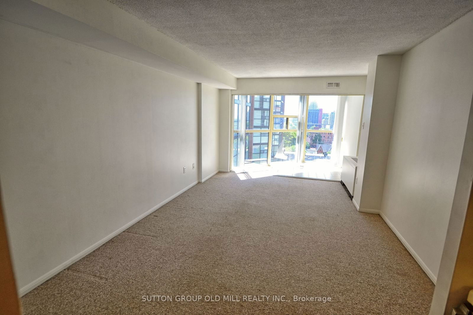 705 King St W, unit 909 for rent