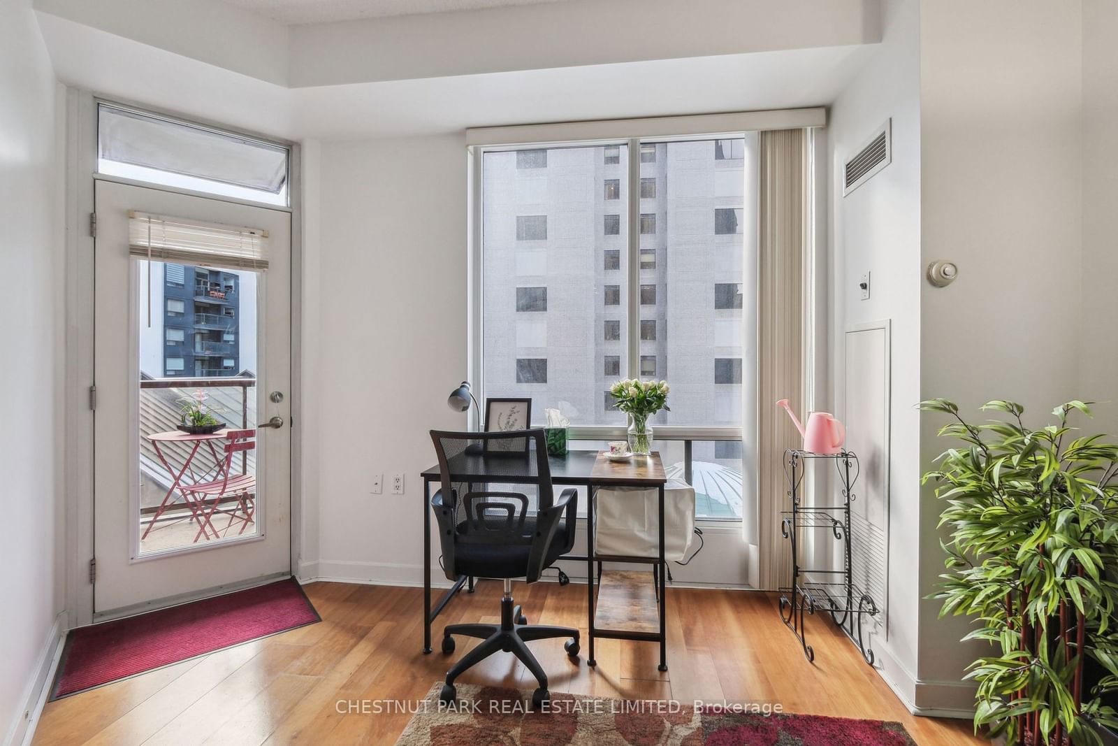 85 Bloor St E, unit 1014 for sale