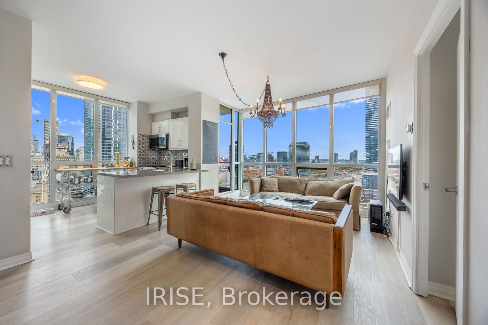 16 Yonge St, unit 2205 for sale