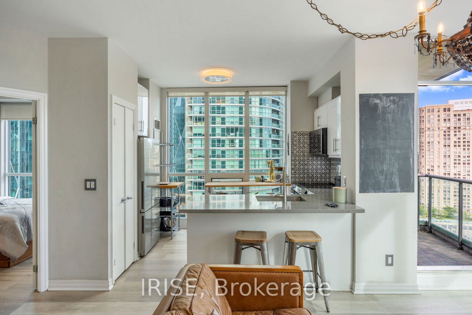 16 Yonge St, unit 2205 for sale