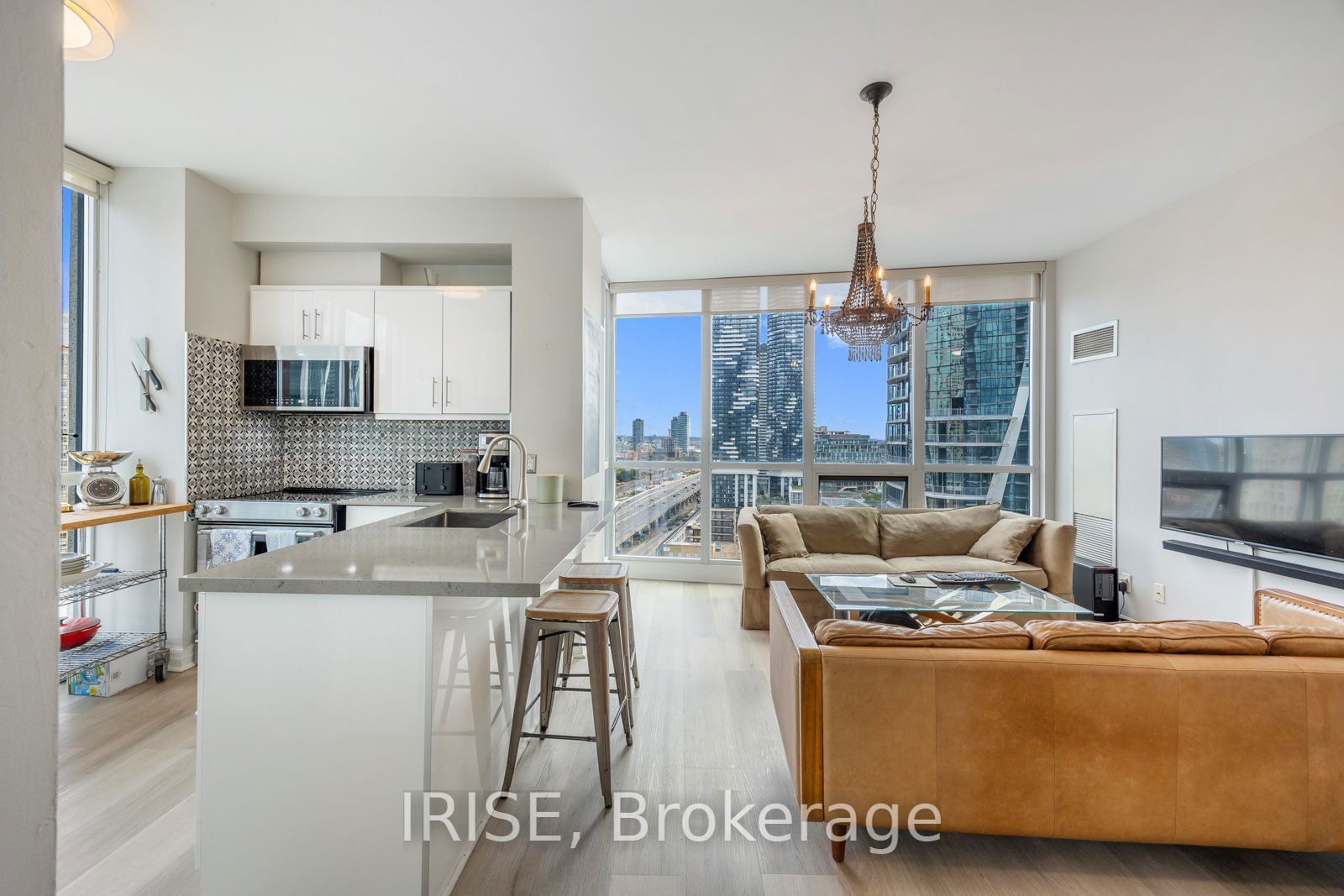 16 Yonge St, unit 2205 for sale