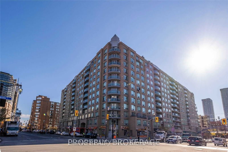 109 Front St E, unit 817 for rent