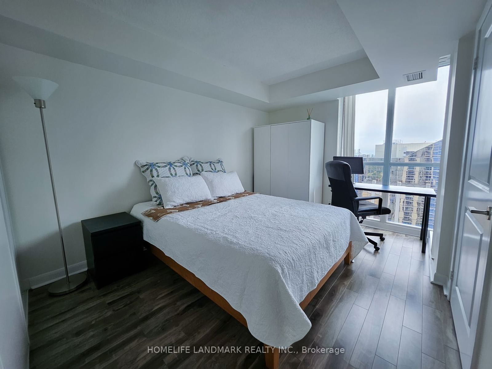 4978 Yonge St, unit 3215 for sale