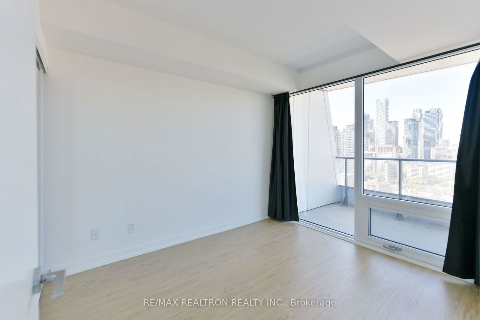 85 Wood St, unit 3110 for rent